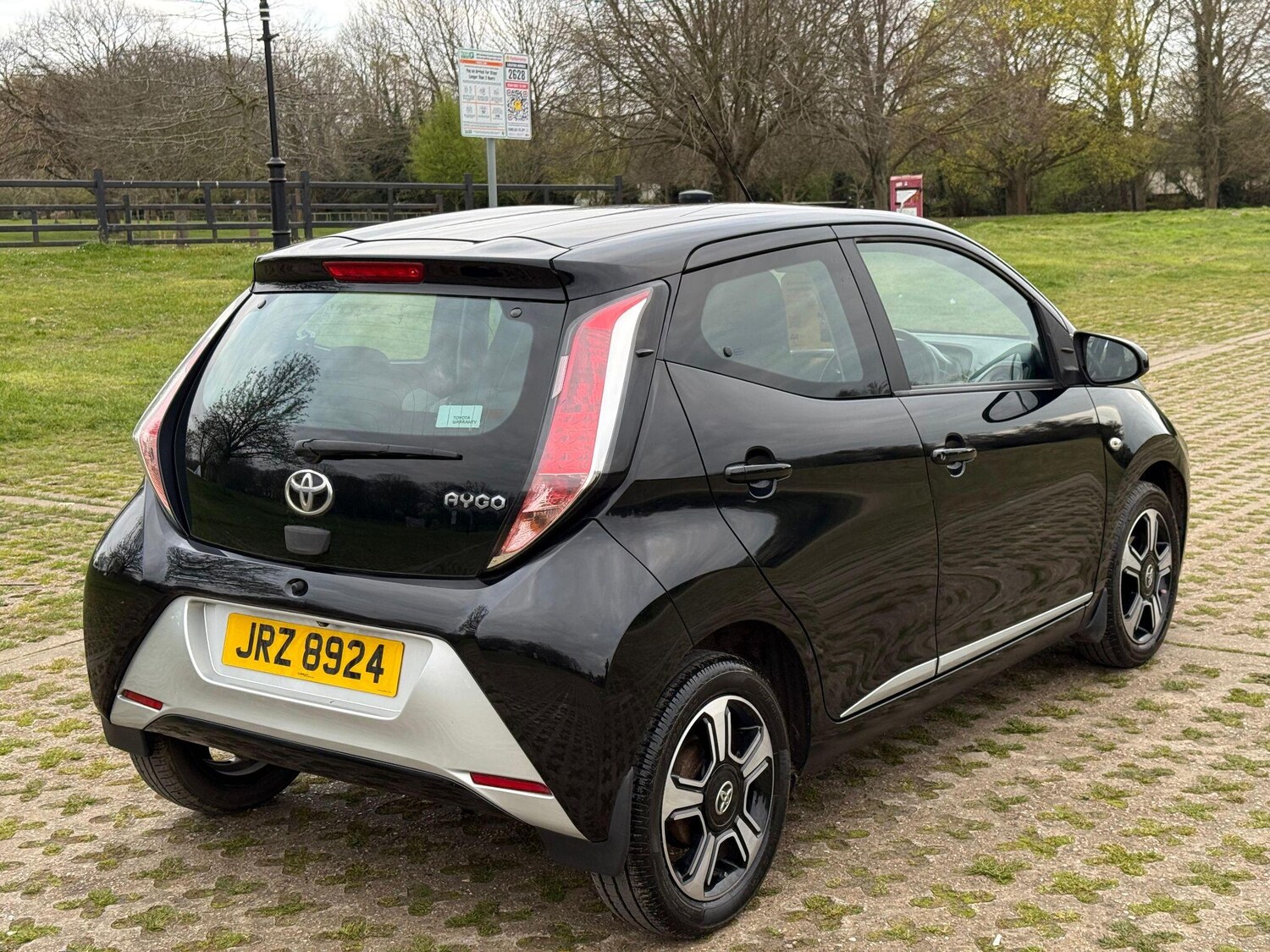 Used Toyota AYGO 2015 for sale - 78118247: Photo 21