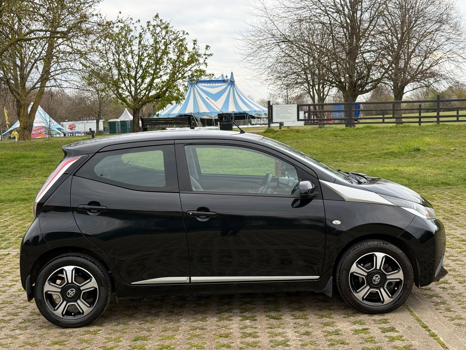 Used Toyota AYGO 2015 for sale - 78118247: Photo 23