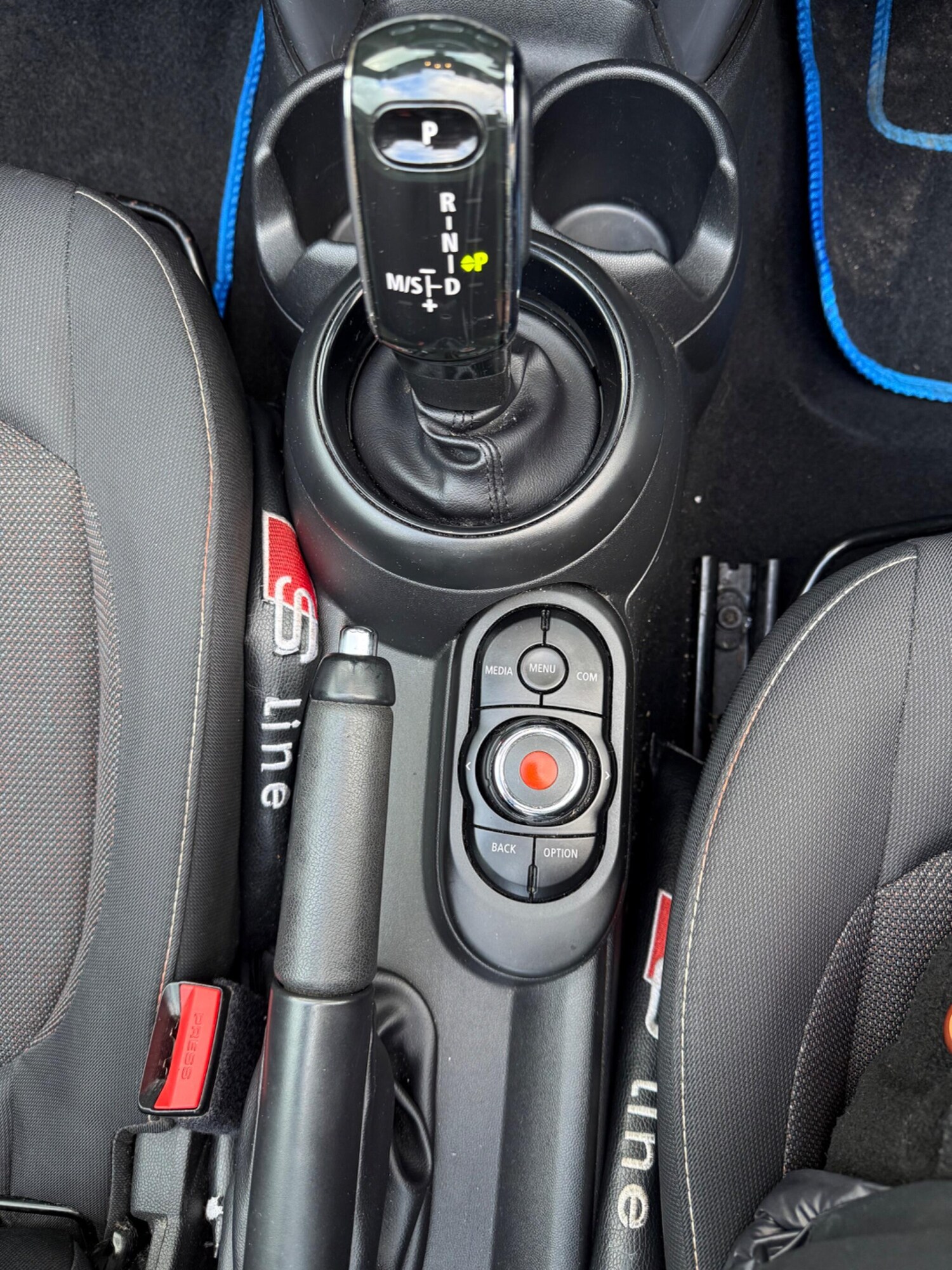 Used MINI Convertible 2018 for sale - 78002011: Photo 11