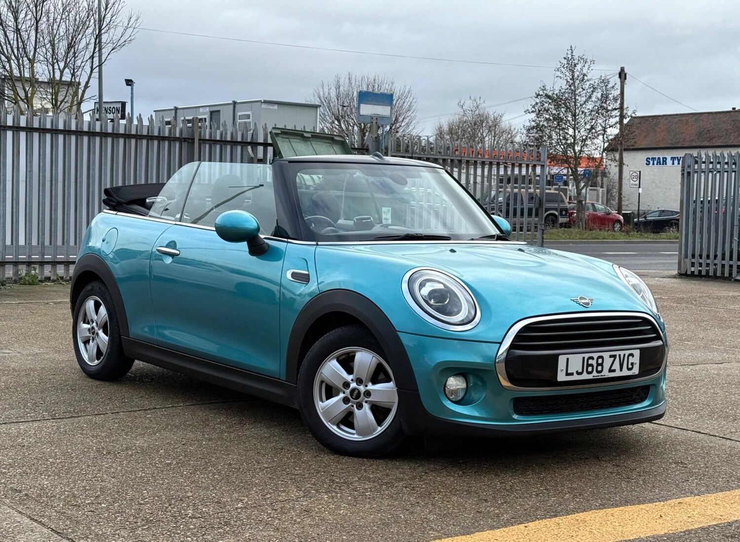 Used MINI Convertible 2018 for sale - 78002011: Photo 20