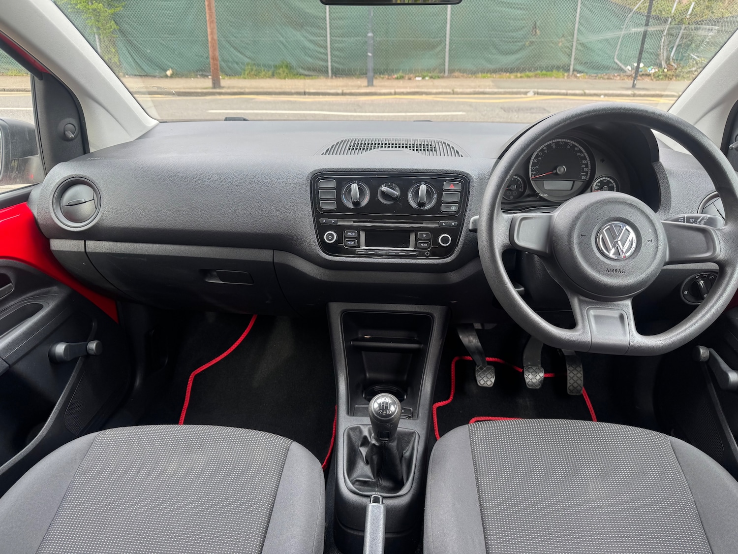 Used Volkswagen up! 2013 for sale - 78022580: Photo 8