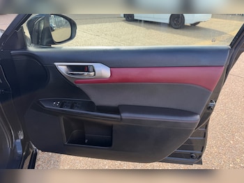 Used Lexus CT 2019 for sale - 78132099: Photo