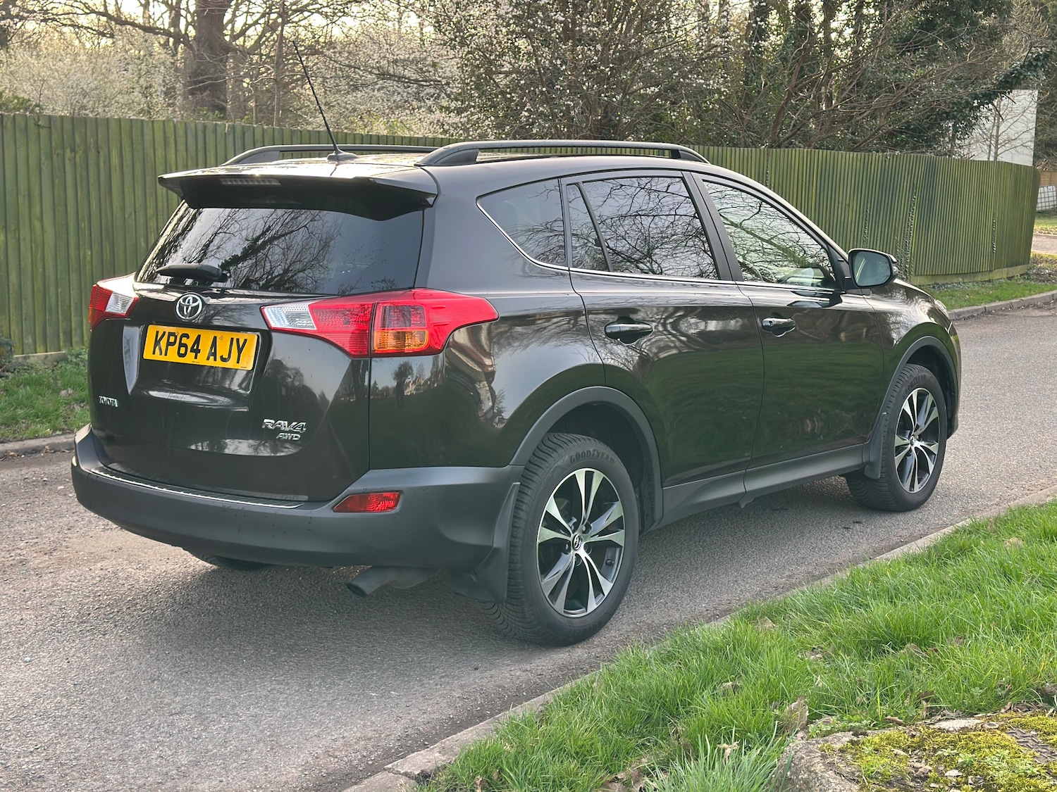 Used Toyota RAV4 2014 for sale - 77942367: Photo 3