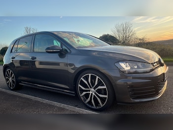 Used Volkswagen Golf 2015 for sale - 78545217: Photo