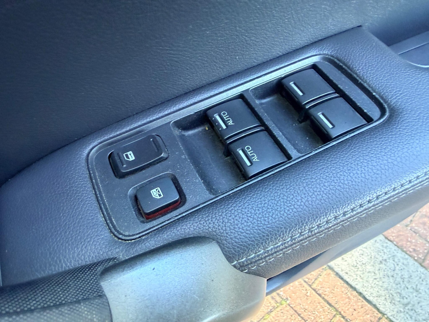 Used Honda CR-V 2010 for sale - 78220954: Photo 17