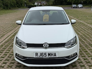 Used Volkswagen Polo 2015 for sale - 78840652: Photo