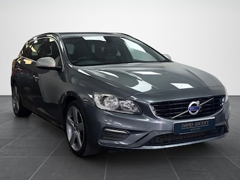 Used Volvo V60 2018 for sale - 78730119: Photo