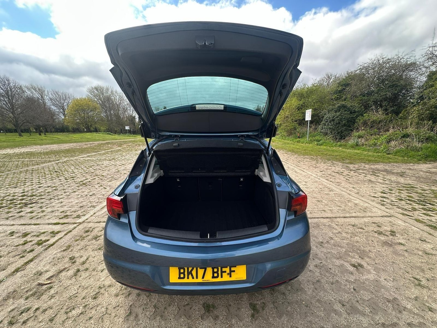Used Vauxhall Astra 2017 for sale - 78118248: Photo 8
