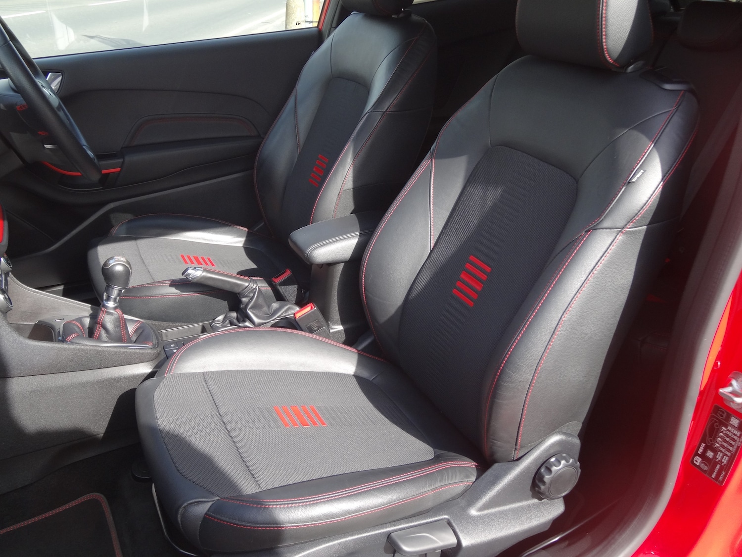 Used Ford Fiesta 2018 for sale - 78201621: Photo 14