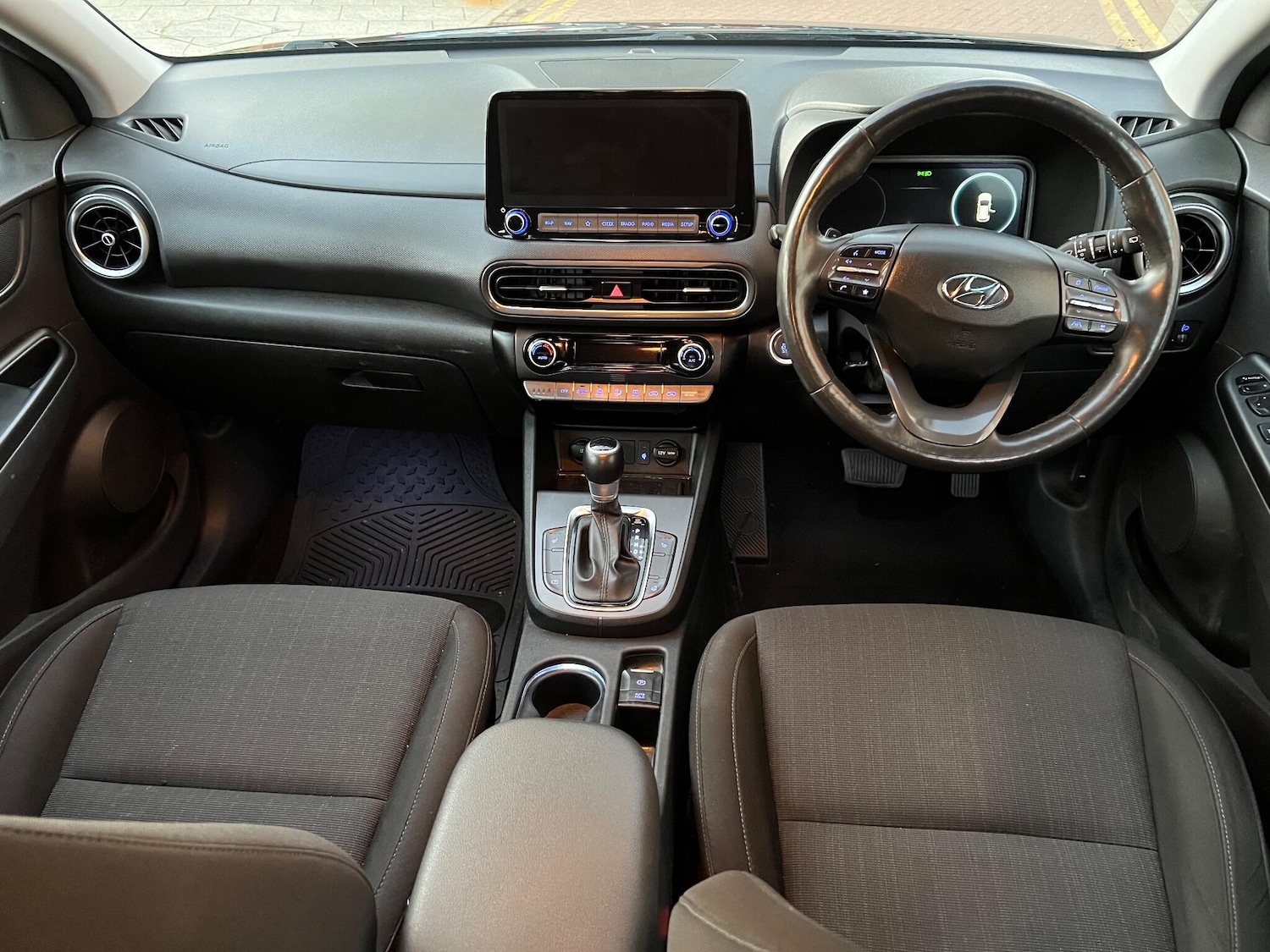 Used Hyundai KONA 2021 for sale - 78029255: Photo 2