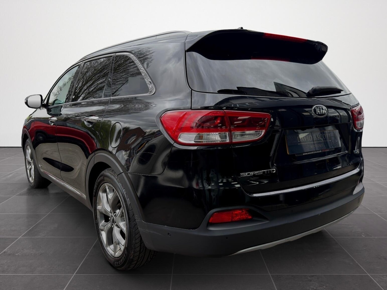 Used Kia Sorento 2016 for sale - 78148632: Photo 2