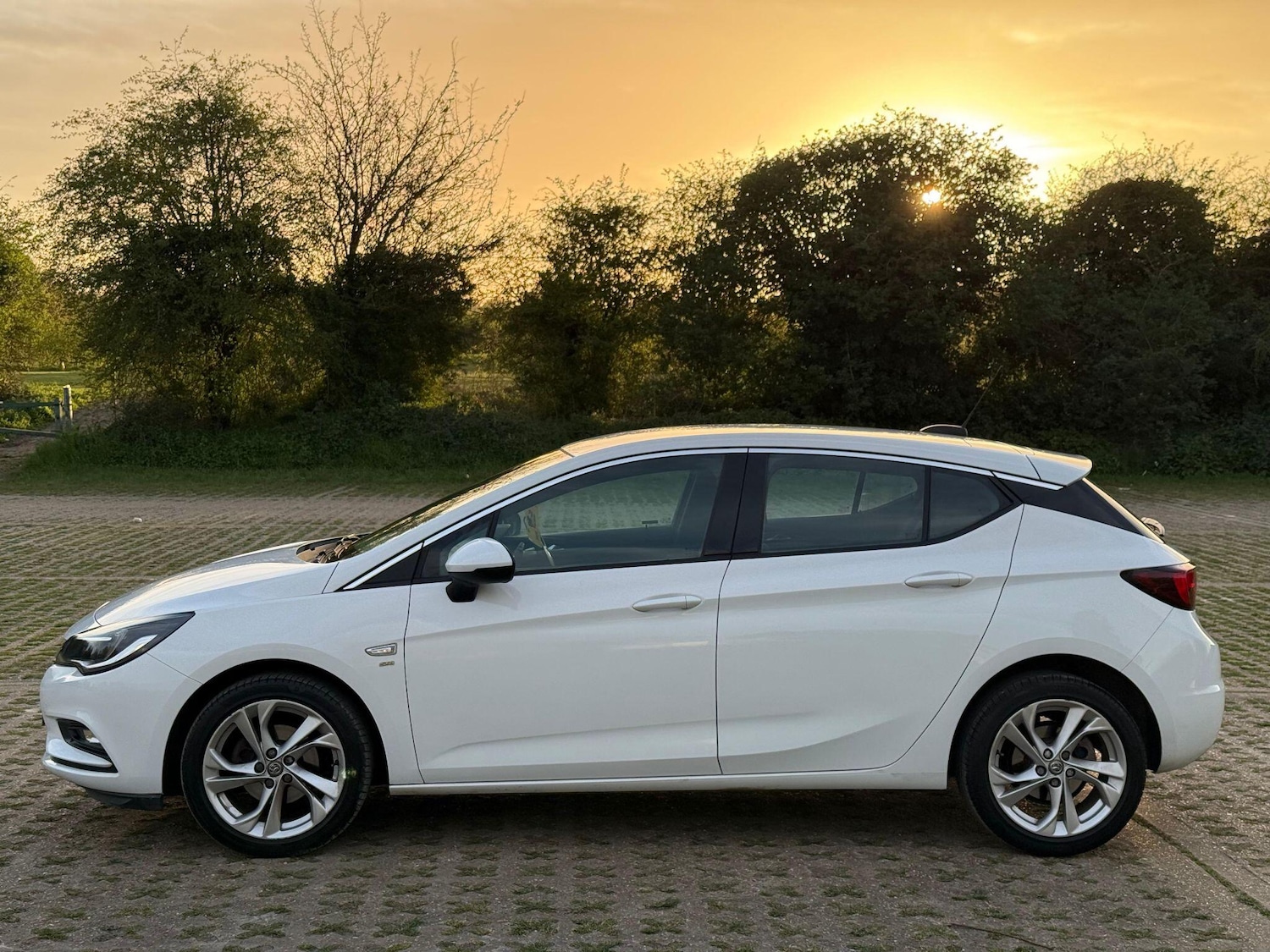Used Vauxhall Astra for sale - 78201627: Photo 11