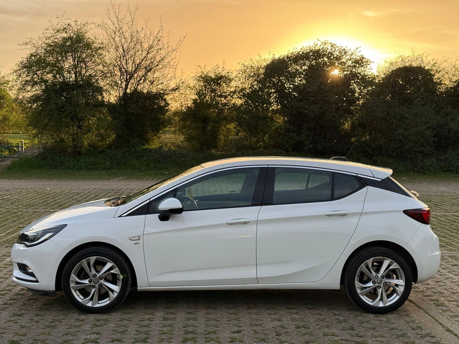 Used Vauxhall Astra for sale - 78201627: Photo 12