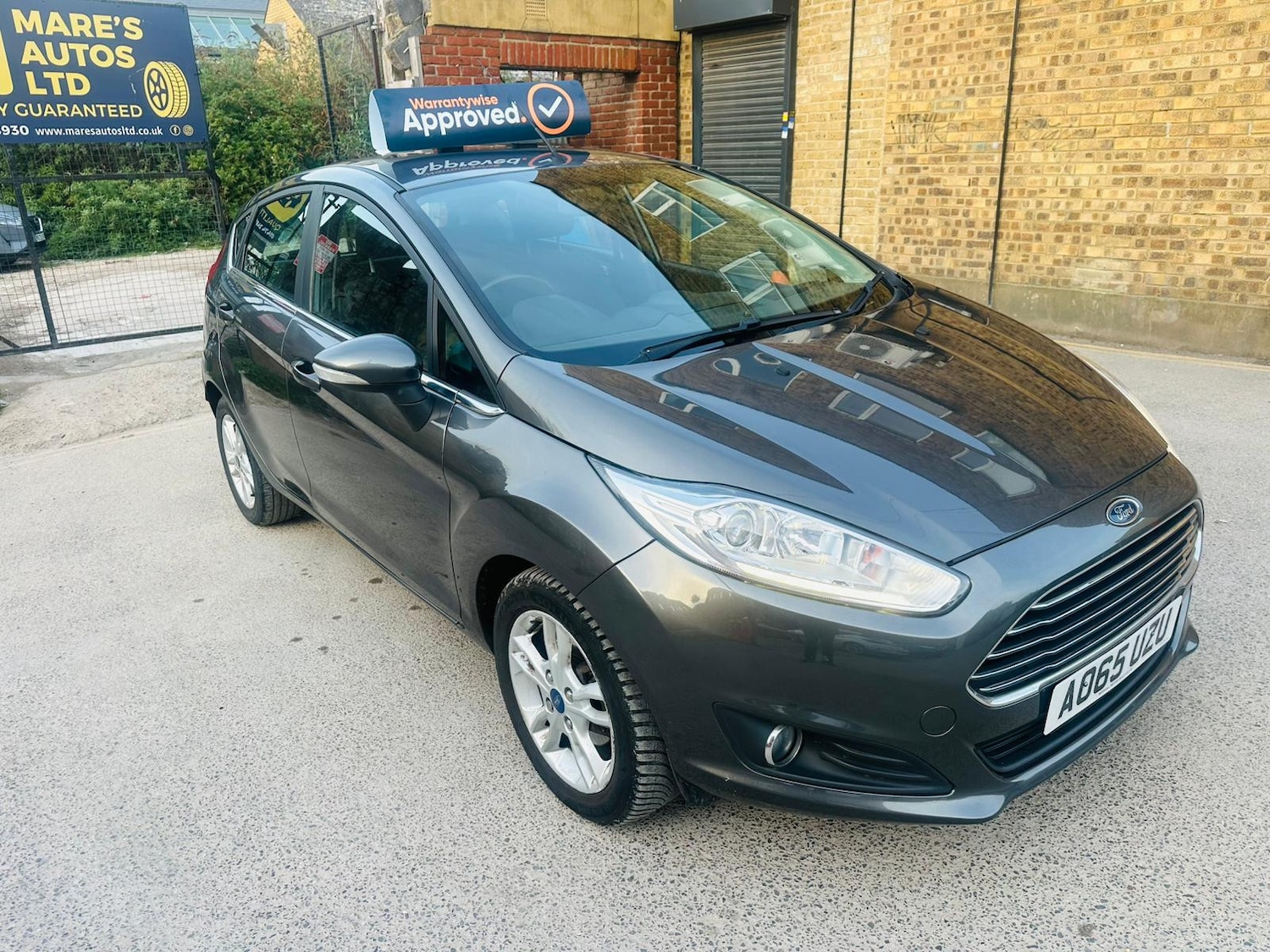 Used Ford Fiesta 2015 for sale - 77976153: Photo 2