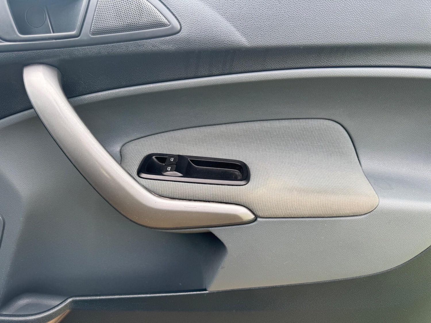 Used Ford Fiesta 2010 for sale - 77927945: Photo 13