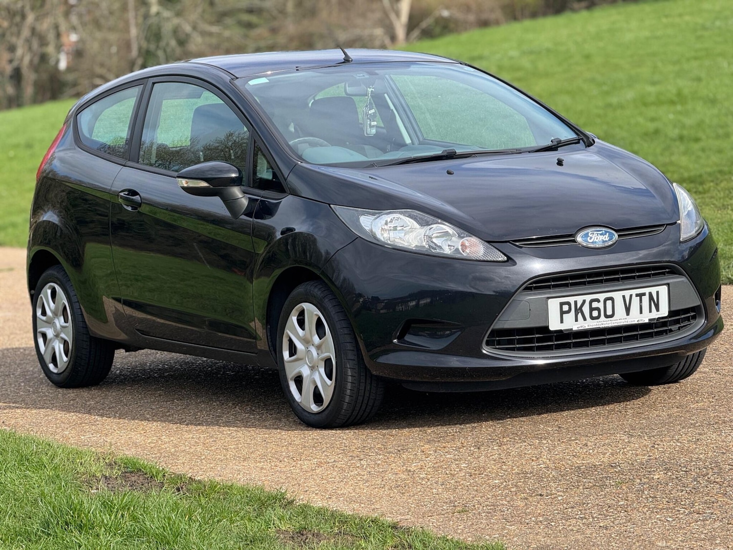 Used Ford Fiesta 2010 for sale - 77927945: Photo 4
