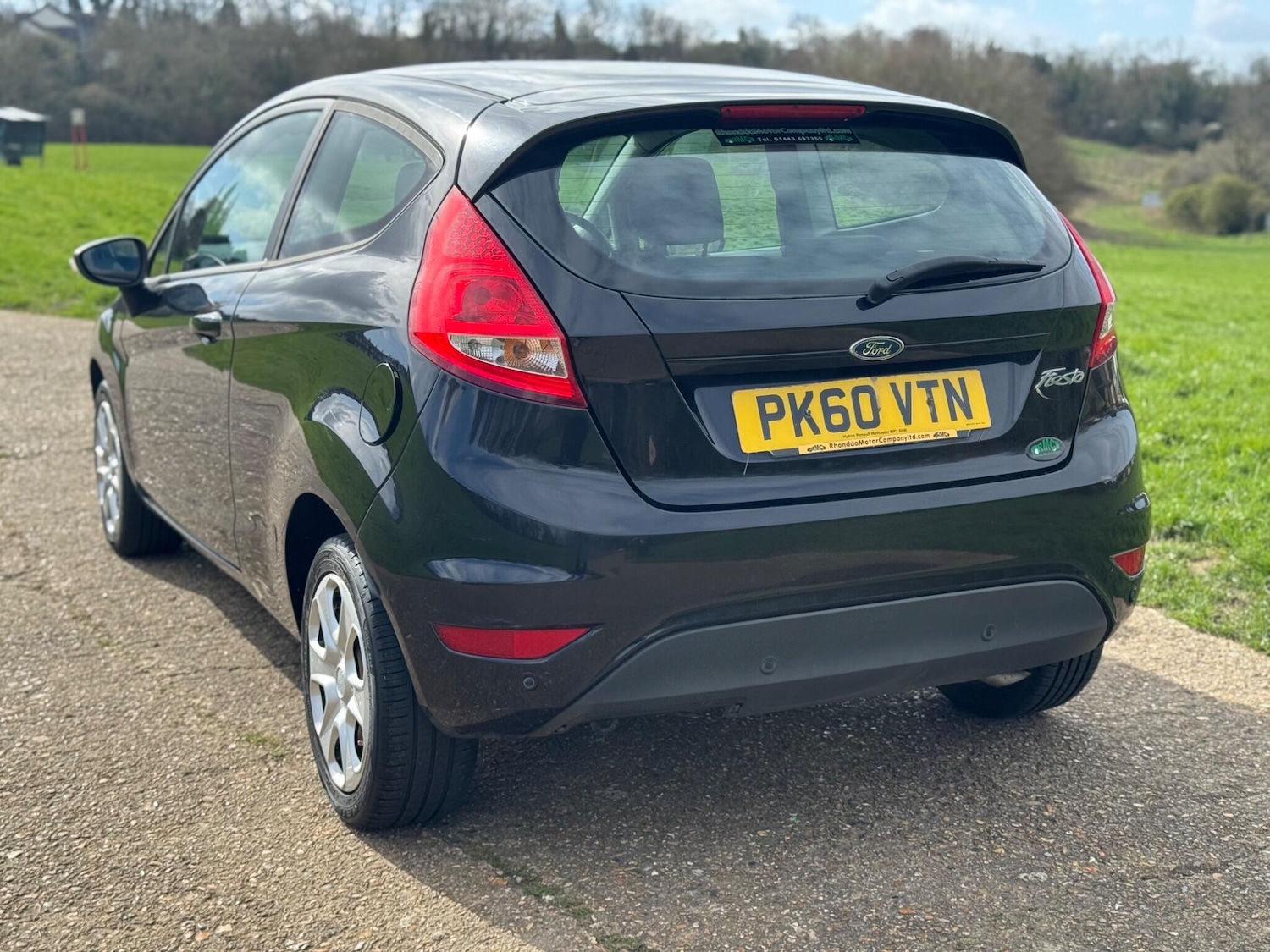 Used Ford Fiesta 2010 for sale - 77927945: Photo 8