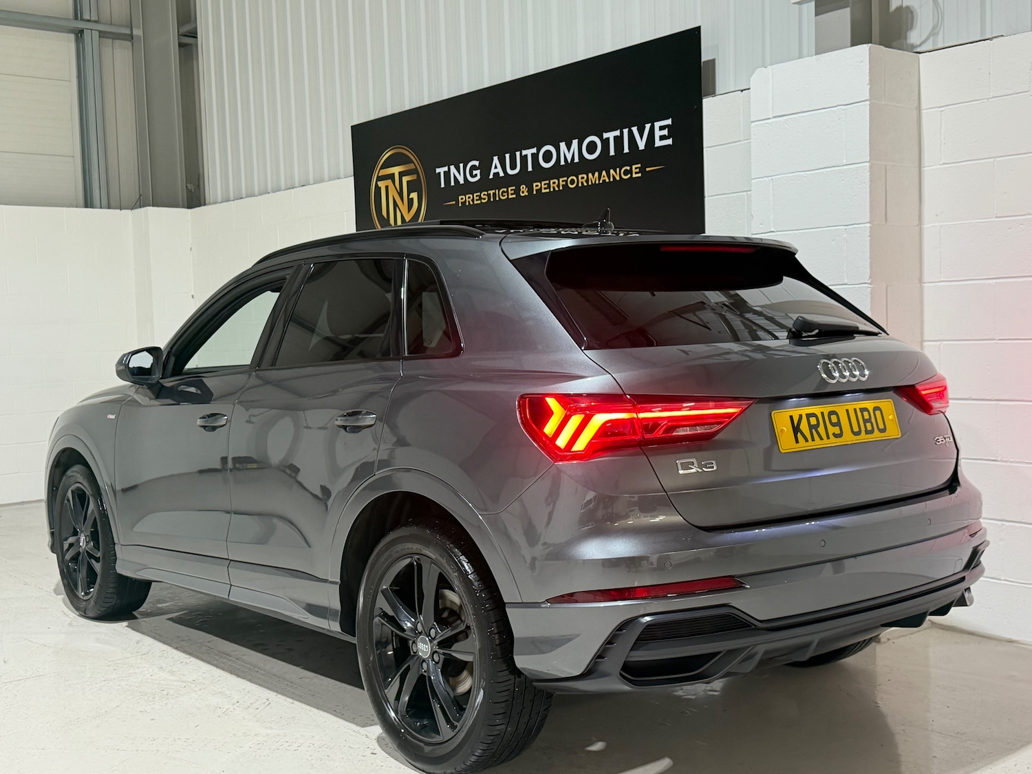 Used Audi Q3 2019 for sale - 78187375: Photo 10