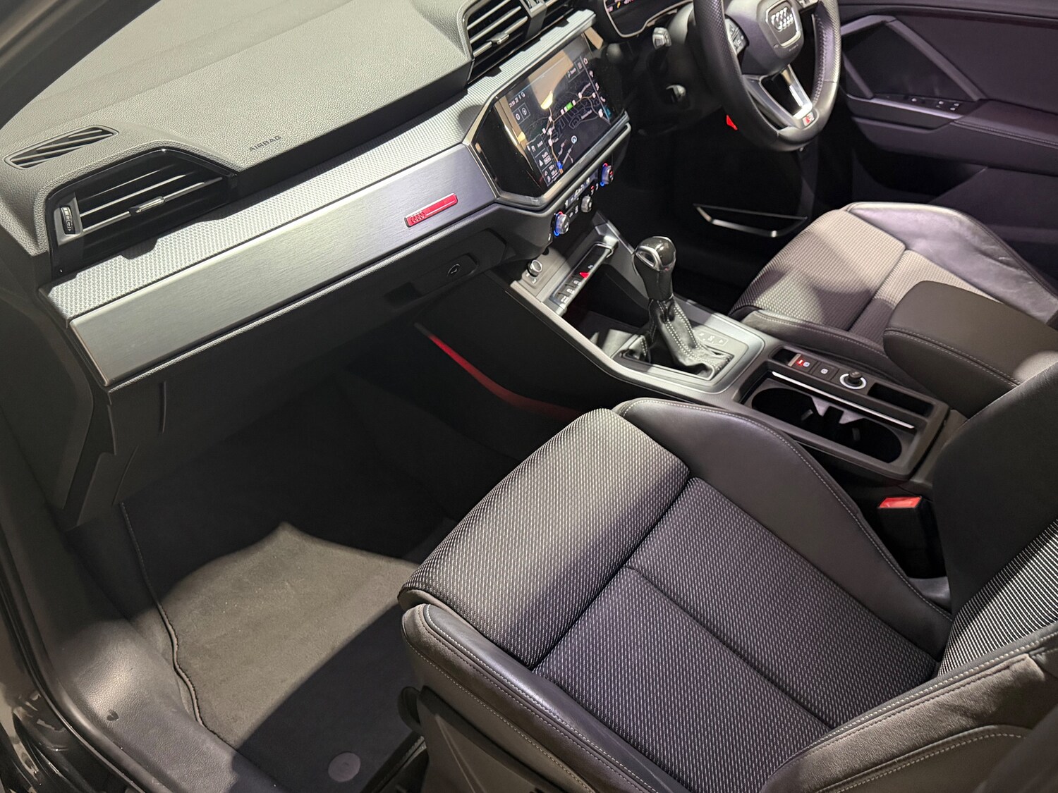 Used Audi Q3 2019 for sale - 78187375: Photo 14