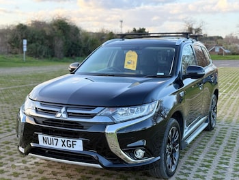 Used Mitsubishi Outlander 2017 for sale - 78029170: Photo