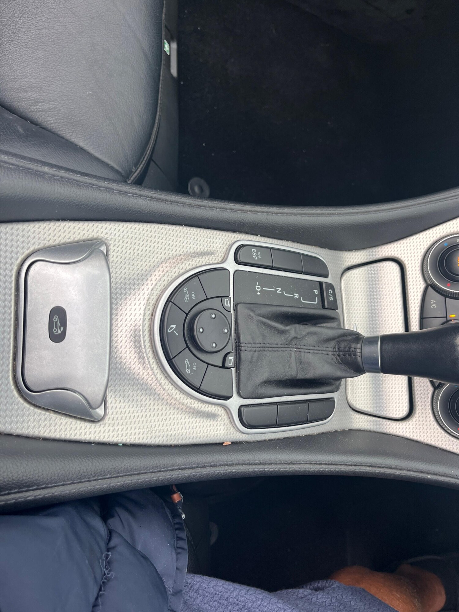 Used Mercedes-Benz SL for sale - 77762601: Photo 24