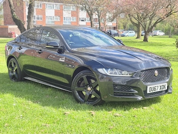 Used Jaguar XE 2017 for sale - 78098019: Photo