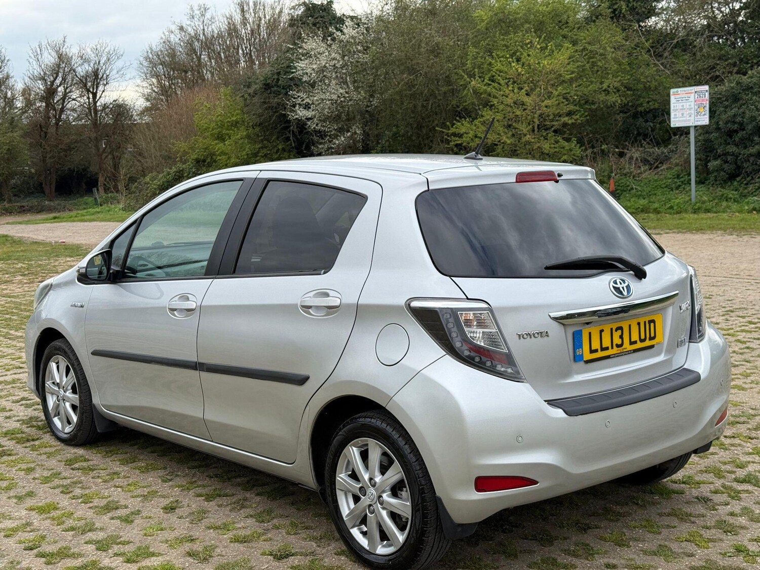 Used Toyota Yaris for sale - 78103563: Photo 9