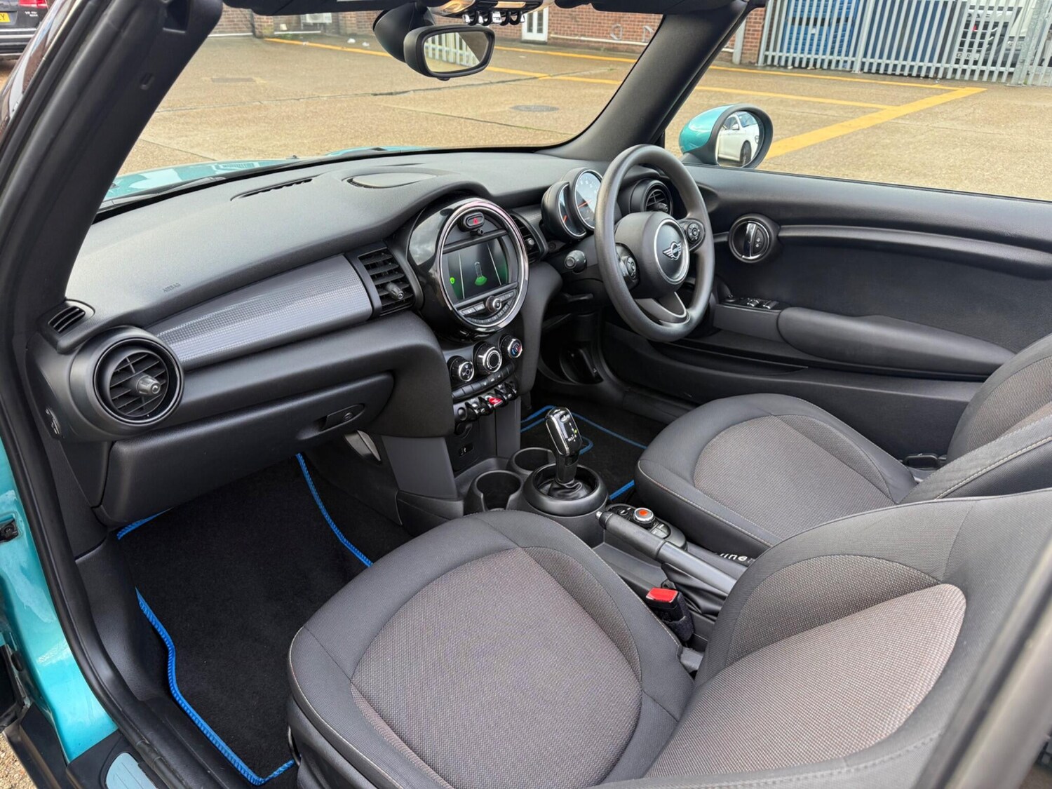 Used MINI Convertible 2018 for sale - 78001963: Photo 17