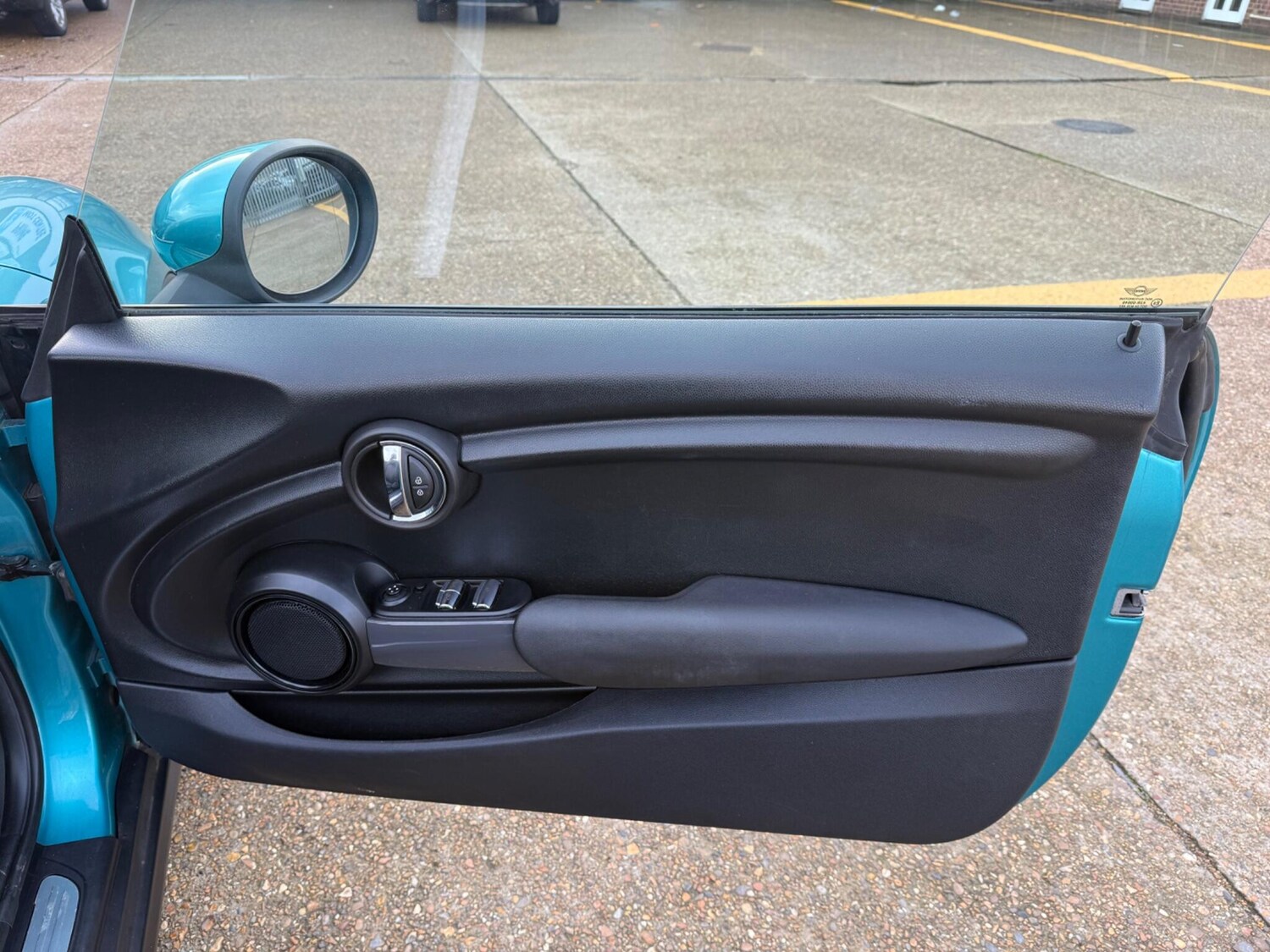 Used MINI Convertible 2018 for sale - 78001963: Photo 6