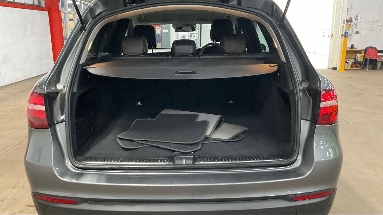 Used Mercedes-Benz GLC 2017 for sale - 78001976: Photo 12