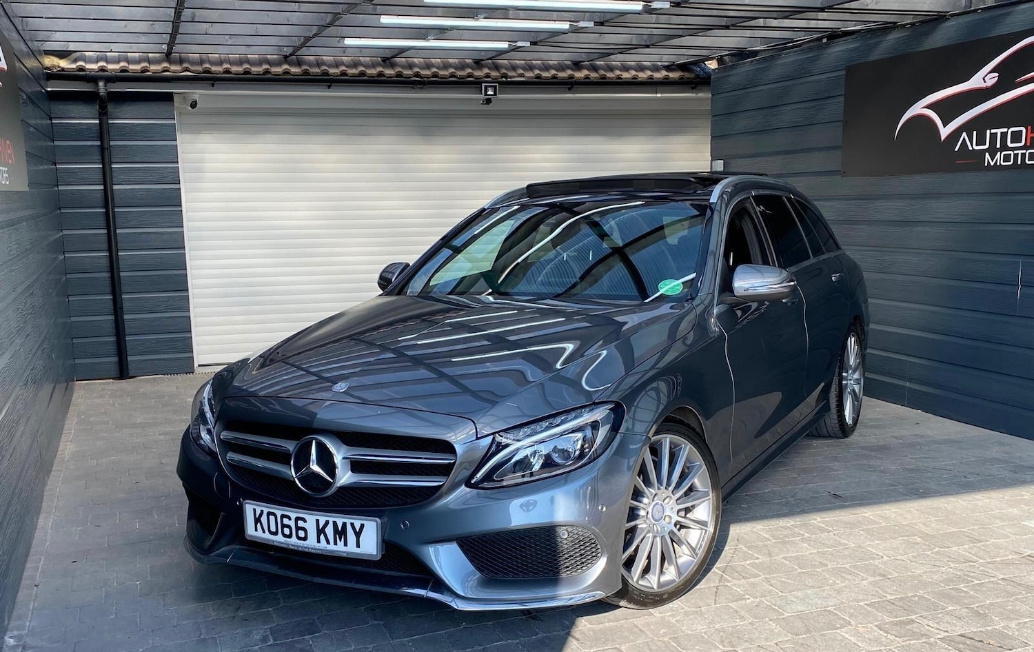 Used Mercedes-Benz C Class 2017 for sale - 78002116: Photo 2