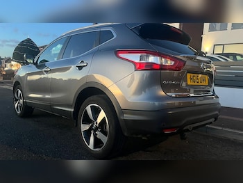 Used Nissan Qashqai 2015 for sale - 78545180: Photo