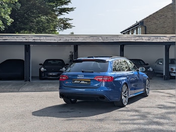 Used Audi RS4 Avant 2015 for sale - 78681076: Photo