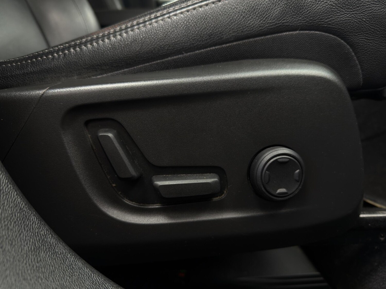 Used Volvo XC40 2021 for sale - 77890539: Photo 18