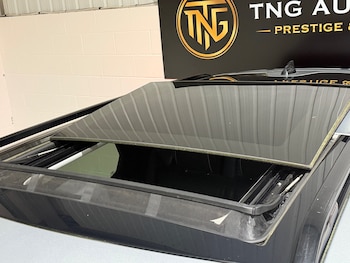 Land Rover Discovery feature image