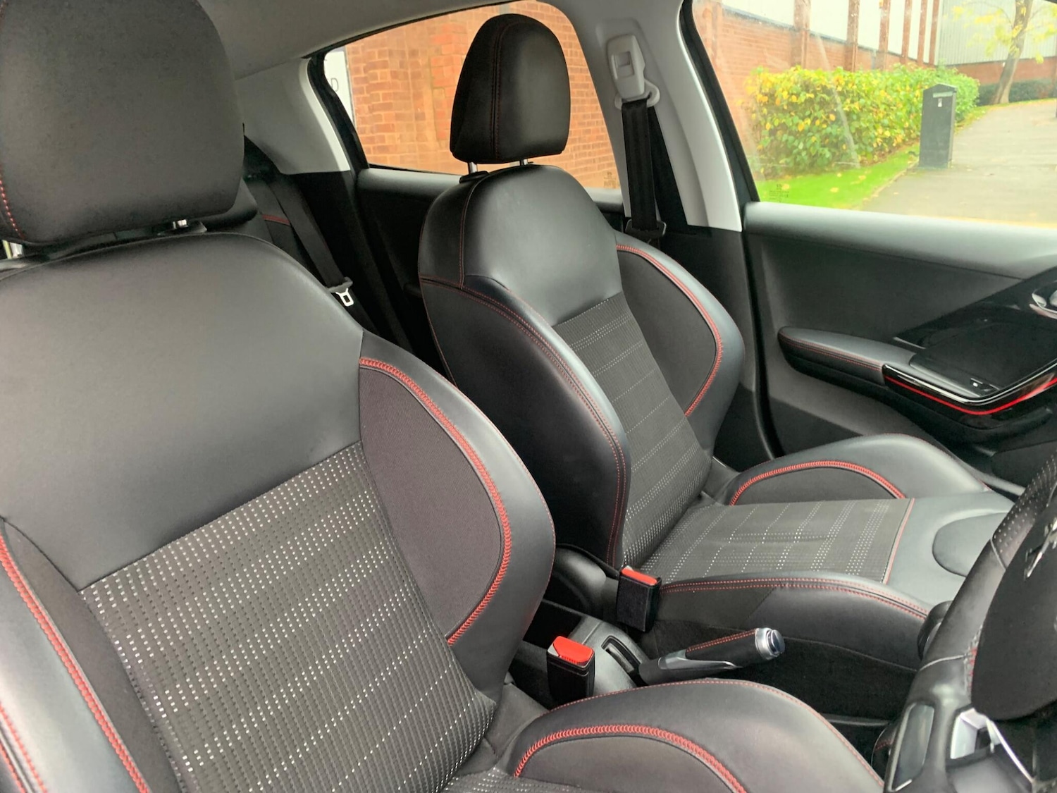 Used Peugeot 208 2018 for sale - 77927890: Photo 17