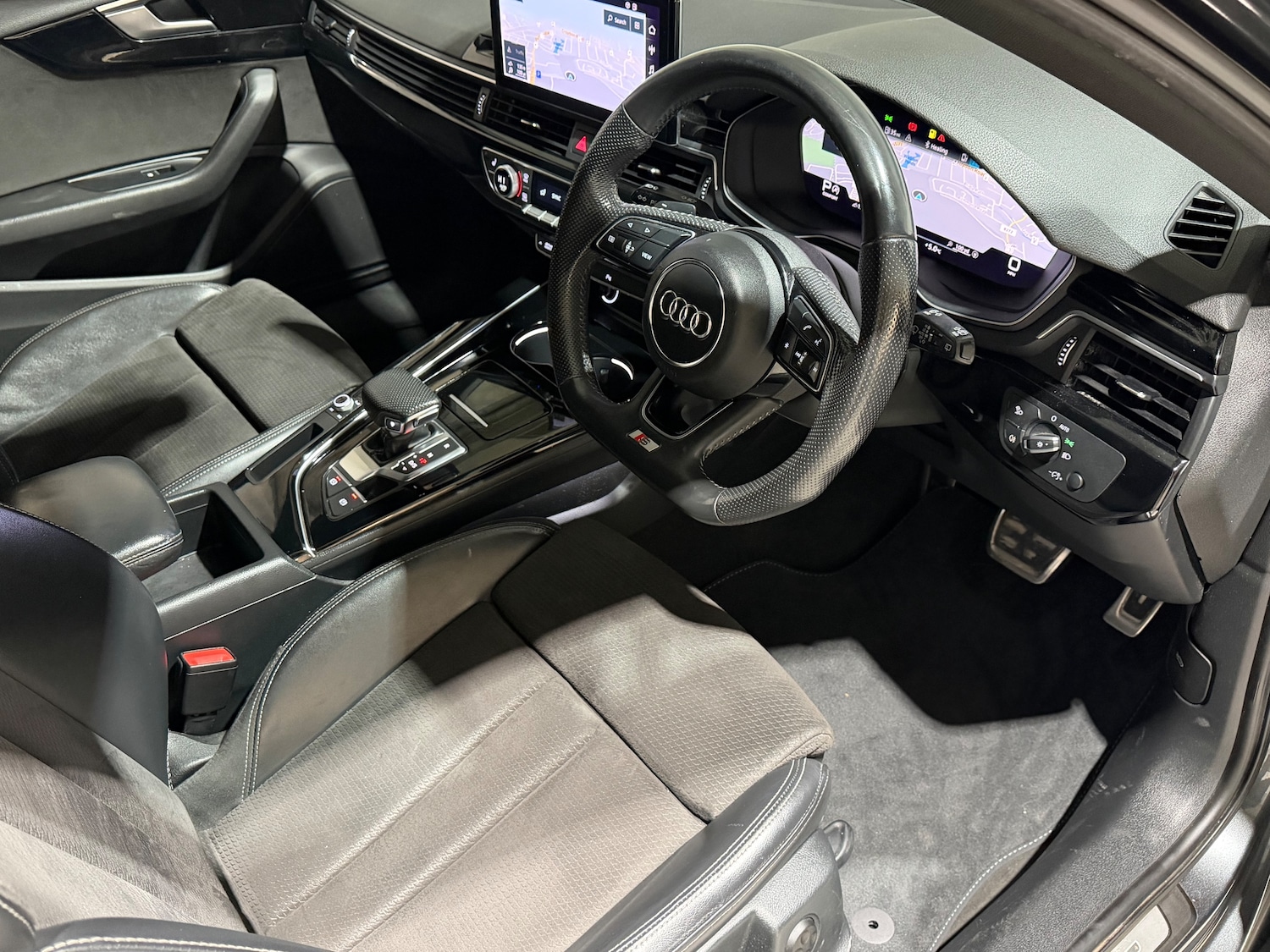 Used Audi A4 Avant 2019 for sale - 78036904: Photo 10