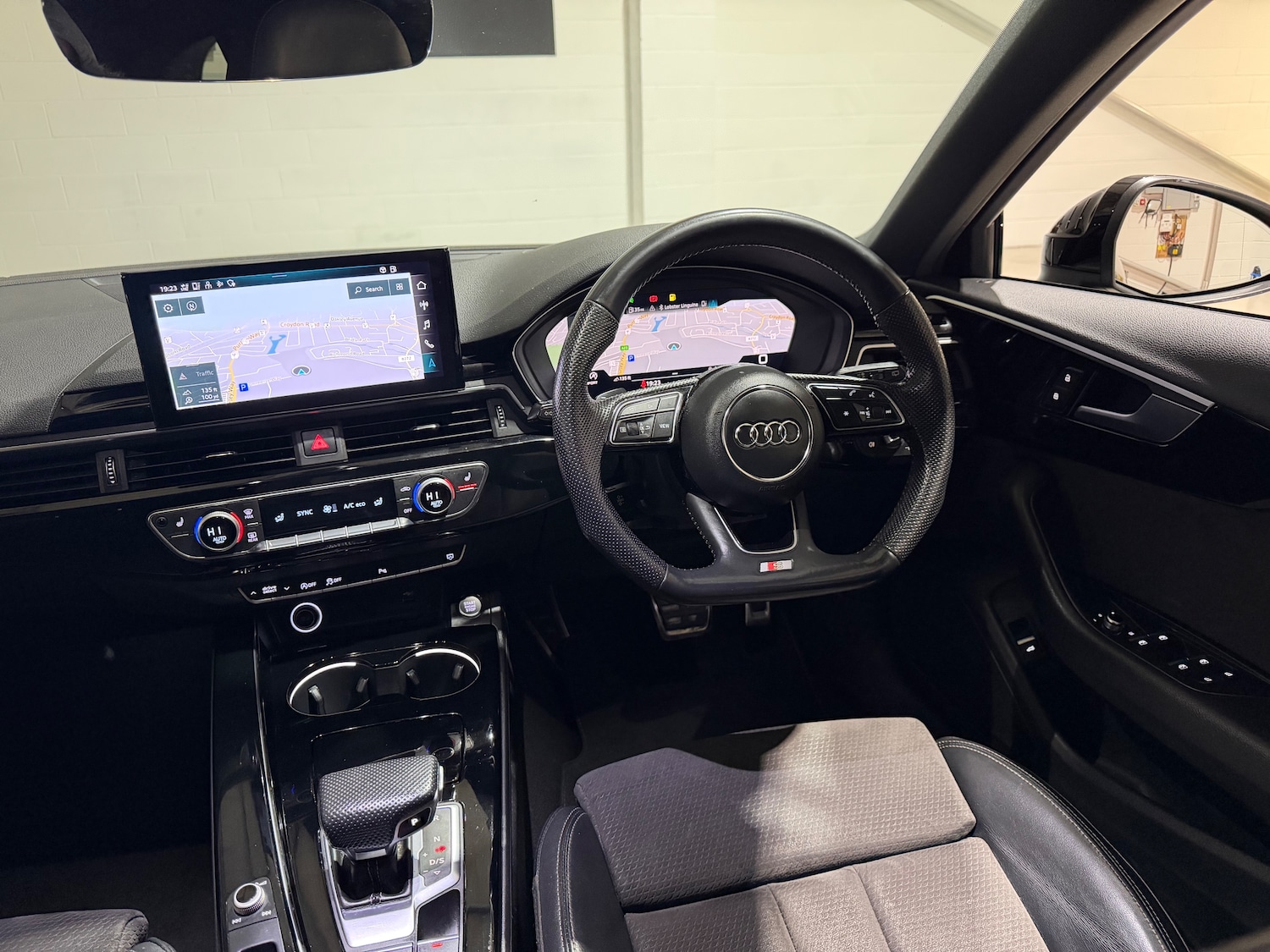 Used Audi A4 Avant 2019 for sale - 78036904: Photo 17