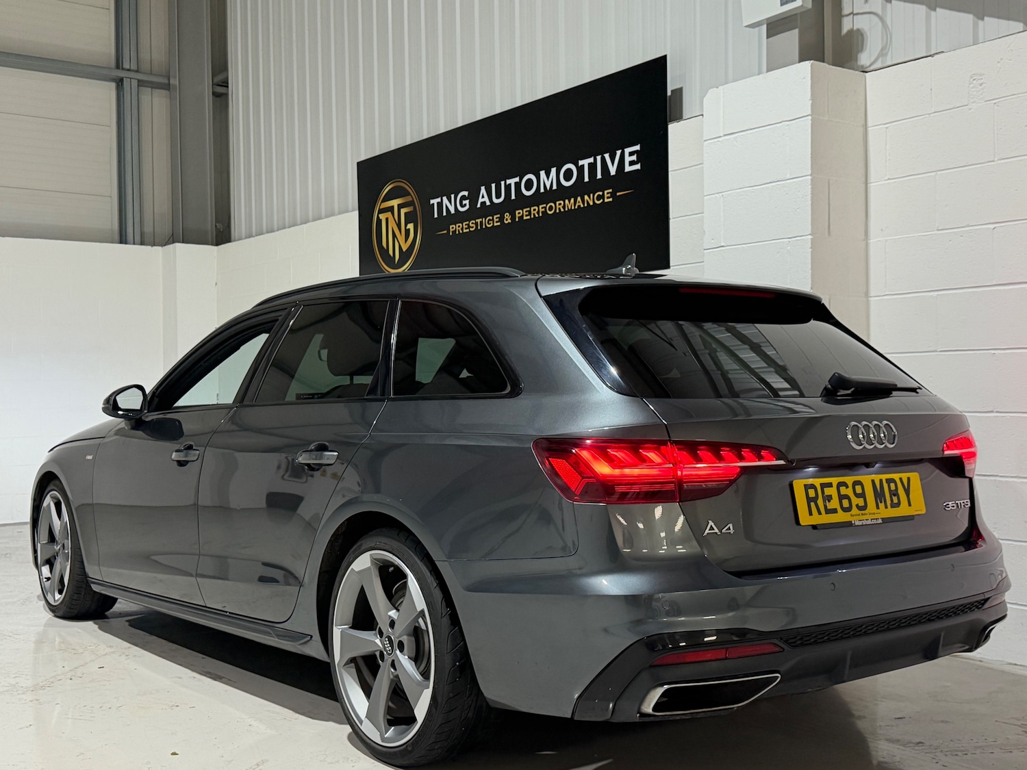 Used Audi A4 Avant 2019 for sale - 78036904: Photo 8