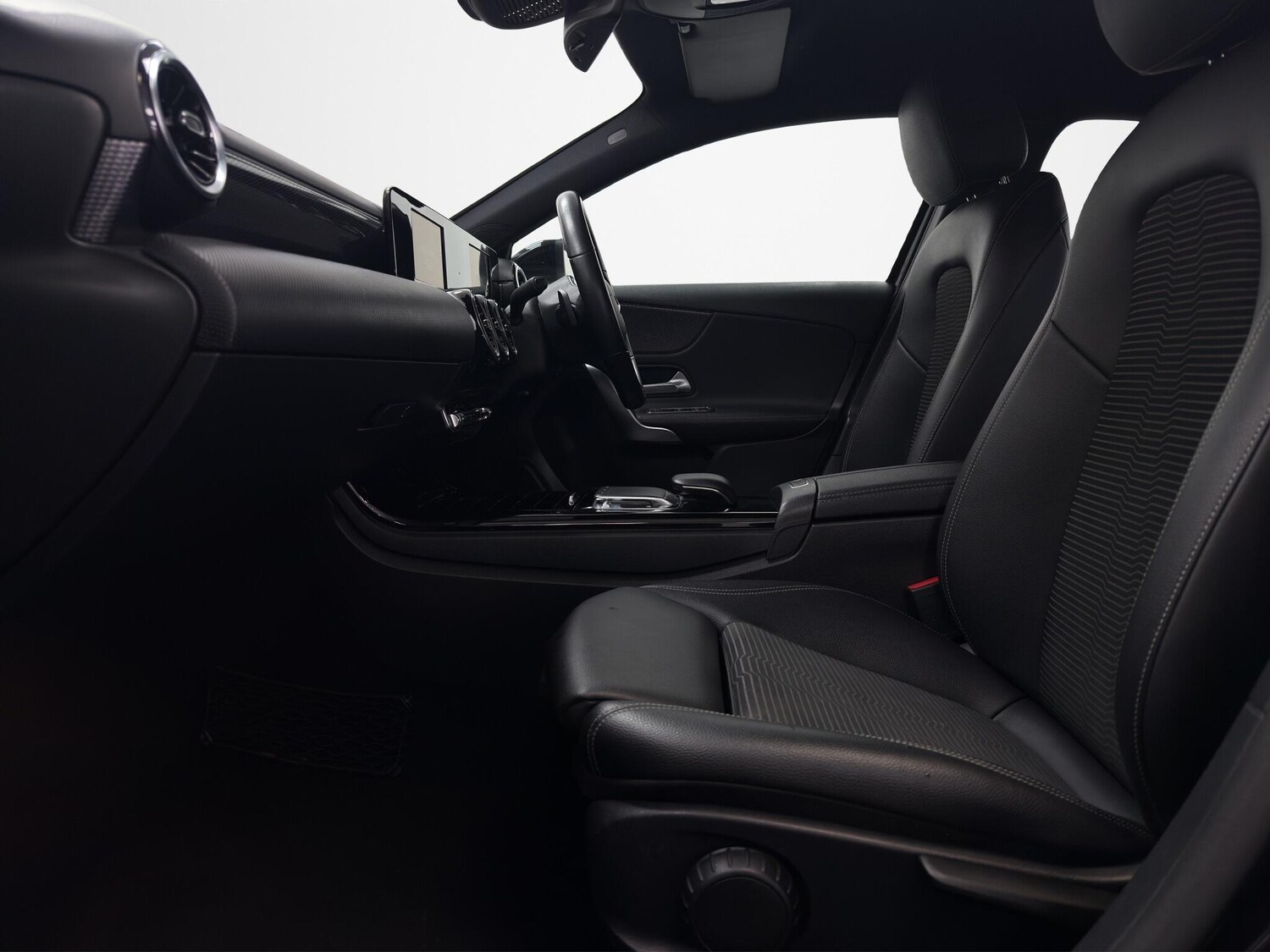 Used Mercedes-Benz A-Class 2018 for sale - 78002055: Photo 11