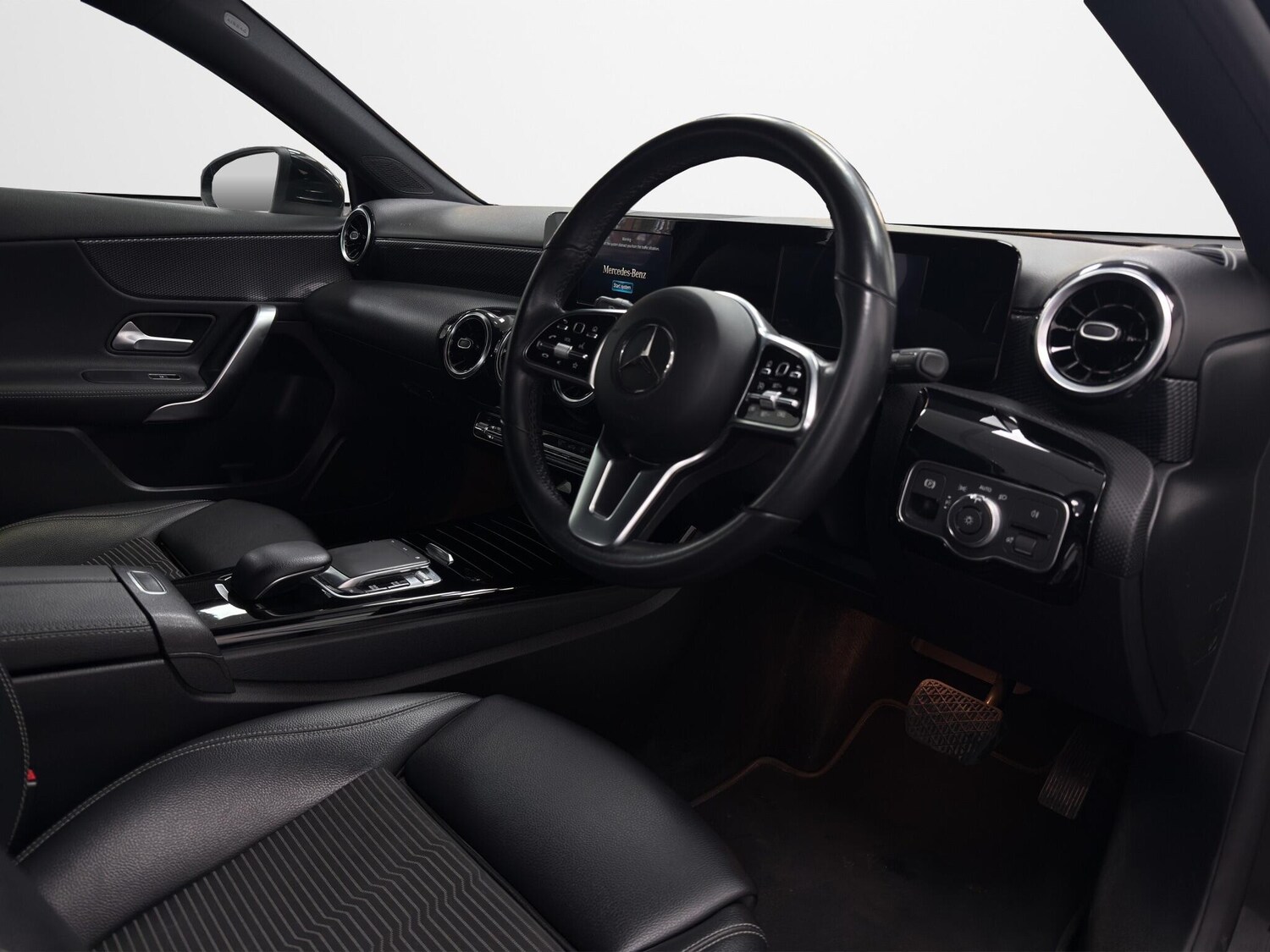 Used Mercedes-Benz A-Class 2018 for sale - 78002055: Photo 9