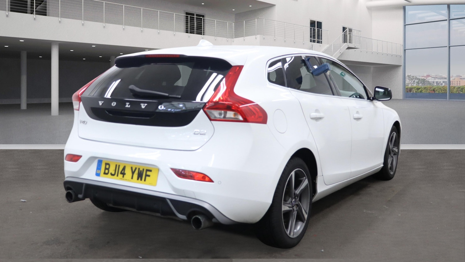 Used Volvo V40 2014 for sale - 78009263: Photo 3