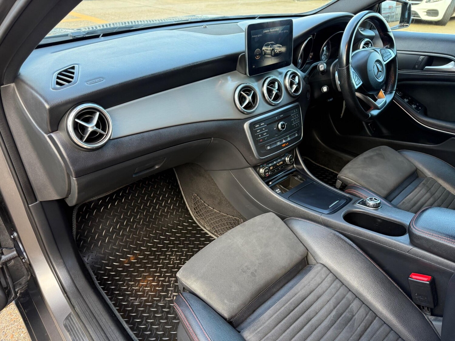 Used Mercedes-Benz GLA 2016 for sale - 78001970: Photo 13