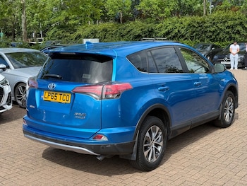 Used Toyota RAV4 2016 for sale - 79077991: Photo