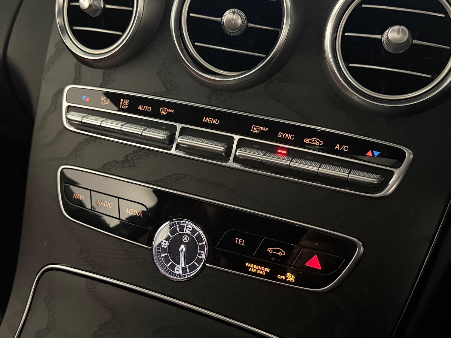 Used Mercedes-Benz C Class 2020 for sale - 77942327: Photo 24