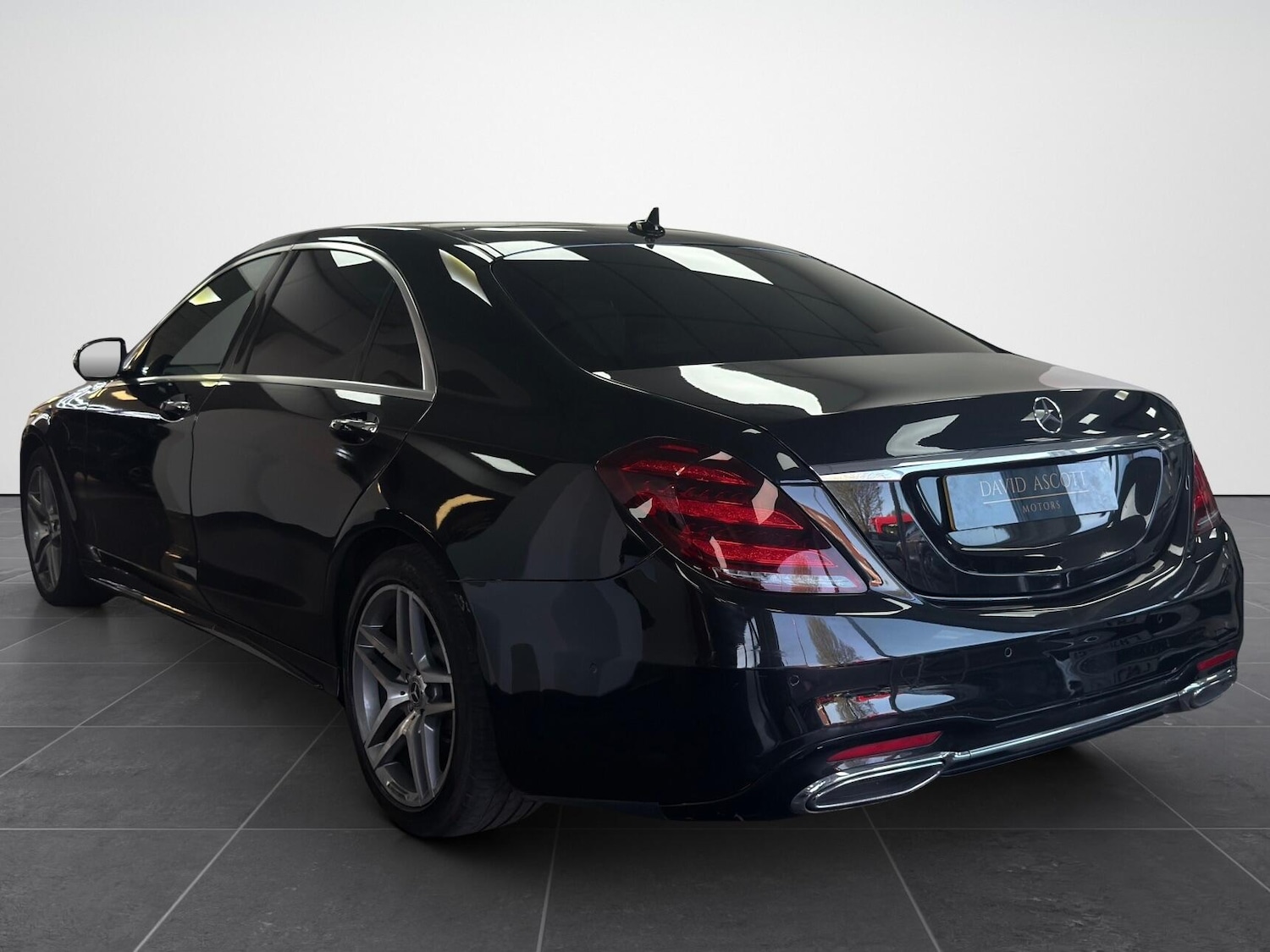 Used Mercedes-Benz S Class for sale - 78168330: Photo 2