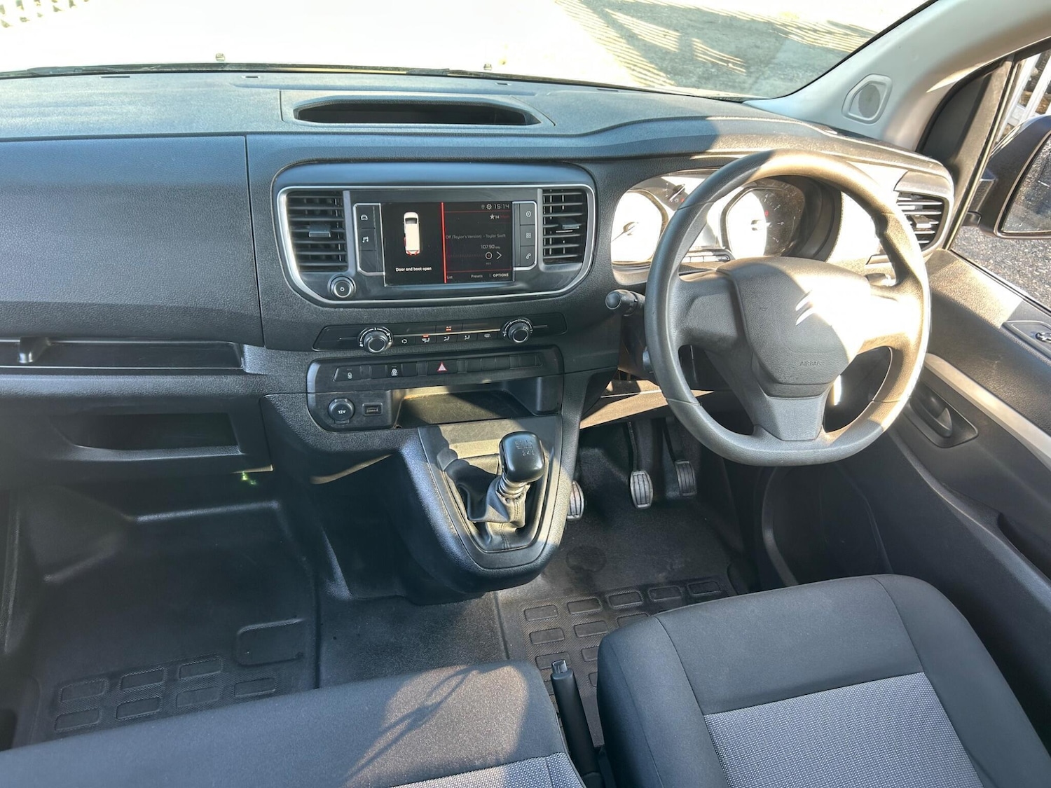 Used Citroen Dispatch 2023 for sale - 77952073: Photo 21