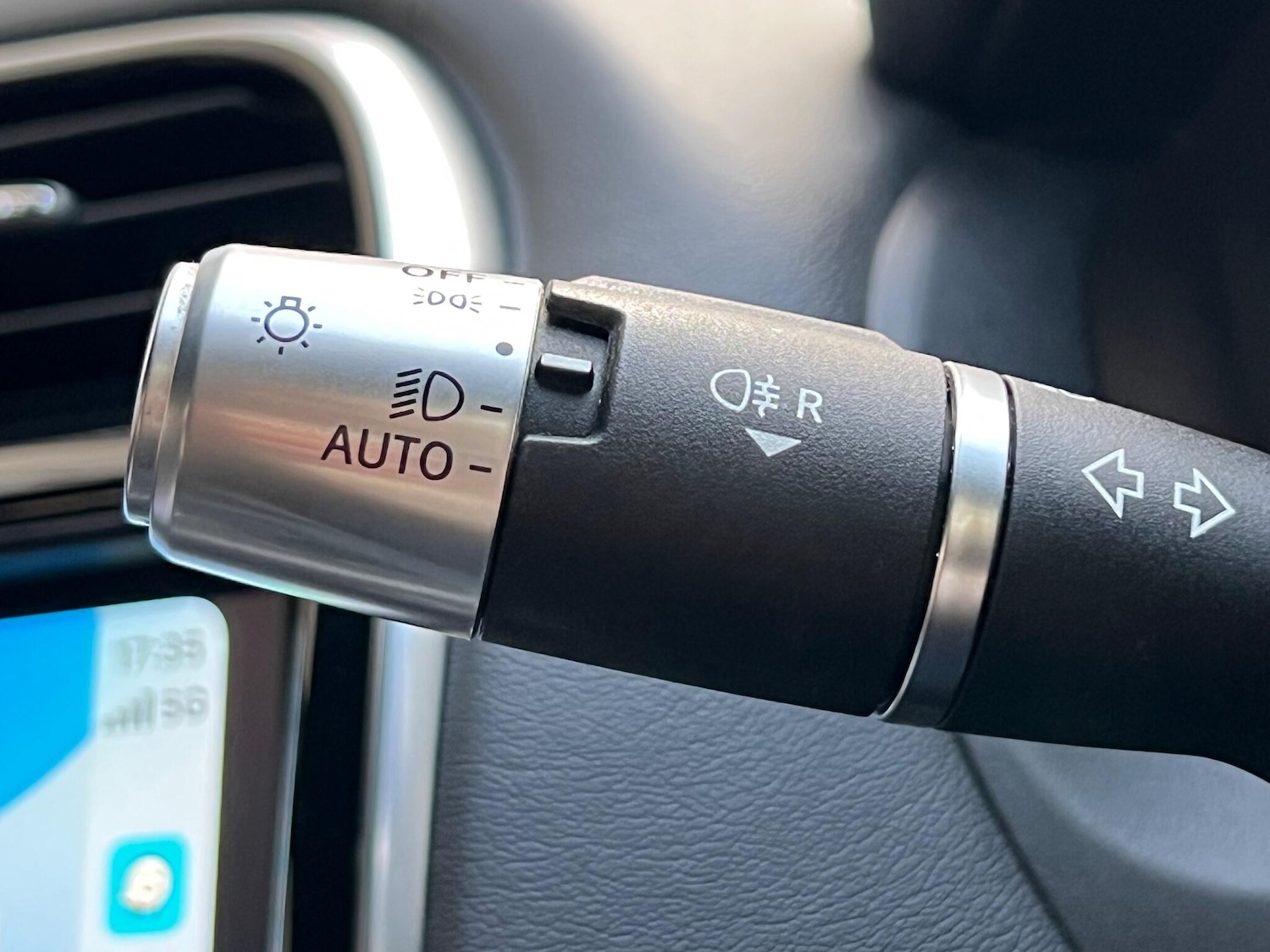 Used Jaguar XE 2019 for sale - 78029205: Photo 15