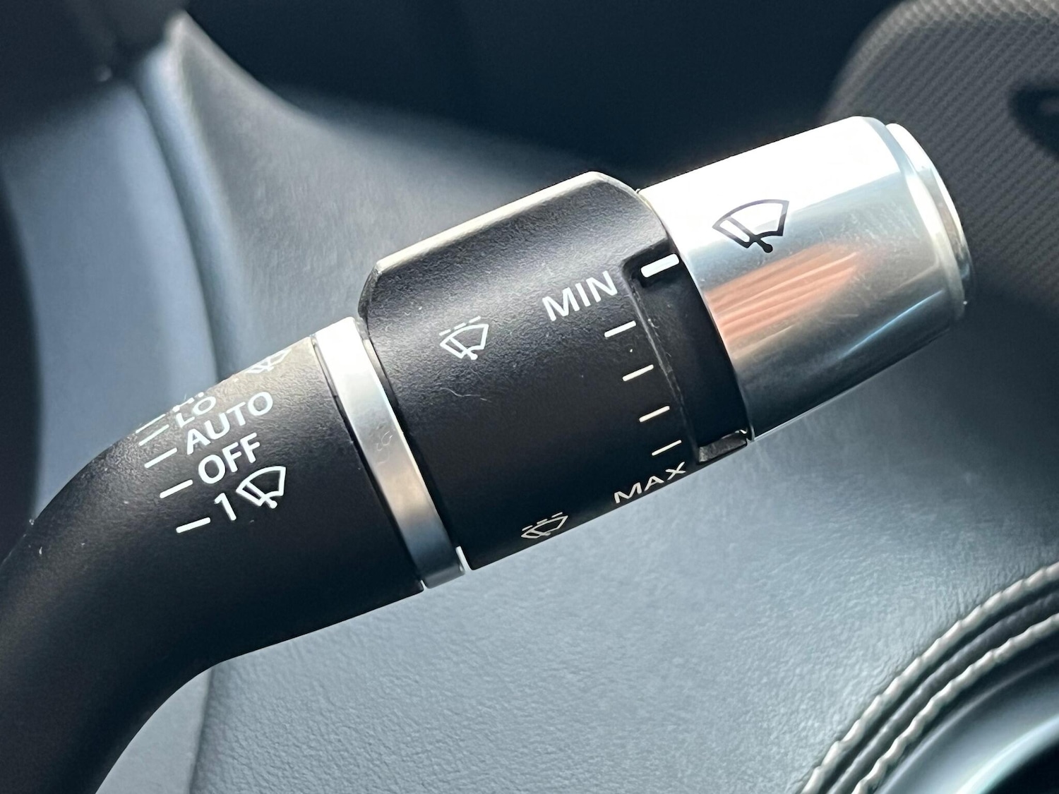 Used Jaguar XE 2019 for sale - 78029205: Photo 16