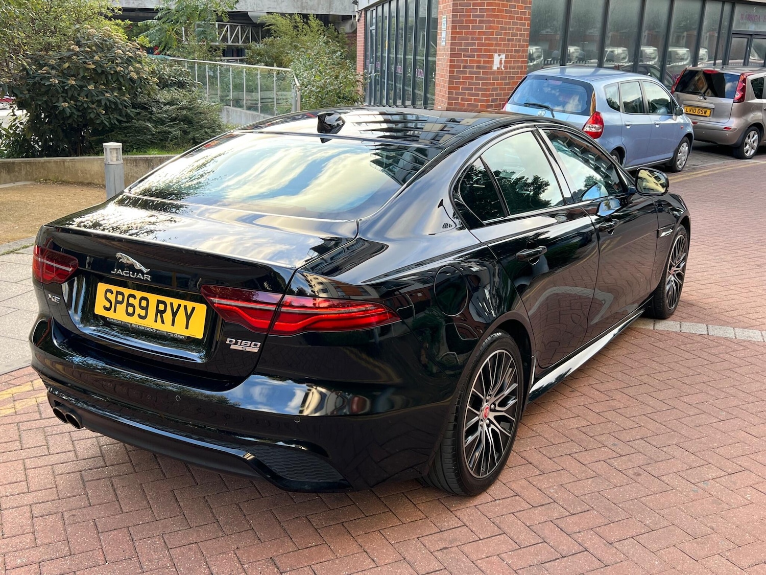Used Jaguar XE 2019 for sale - 78029205: Photo 18